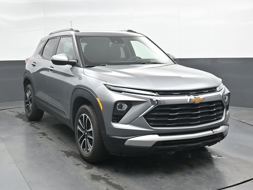 Used 2025 Chevrolet Trailblazer LT SUV