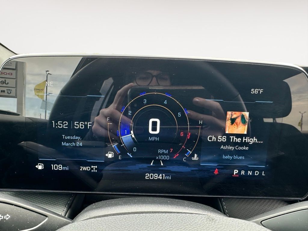 2025 Chevrolet Equinox LT - Photo 33