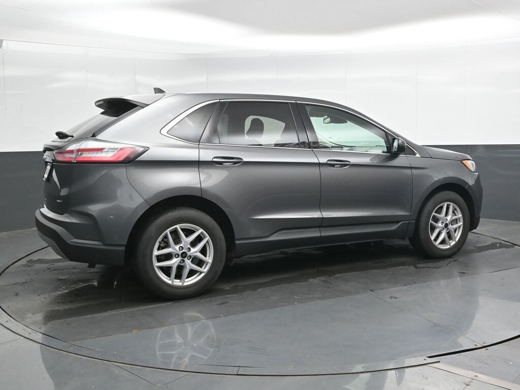 Used 2024 Ford Edge SEL SUV