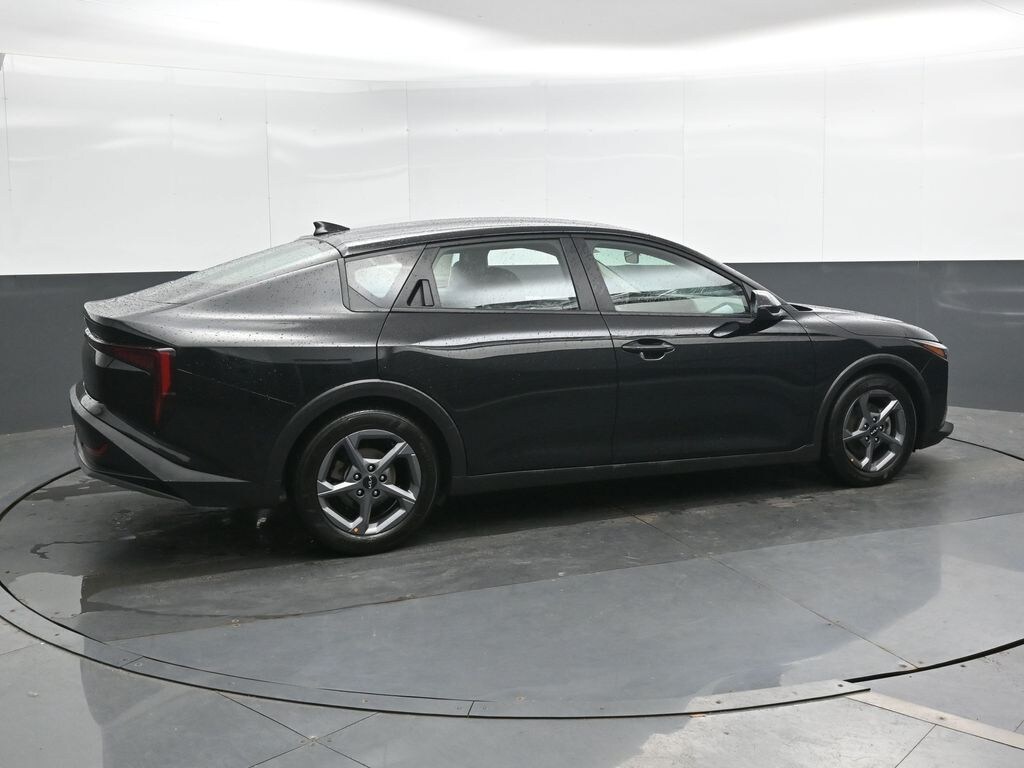 Used 2025 Kia K4 LXS Sedan