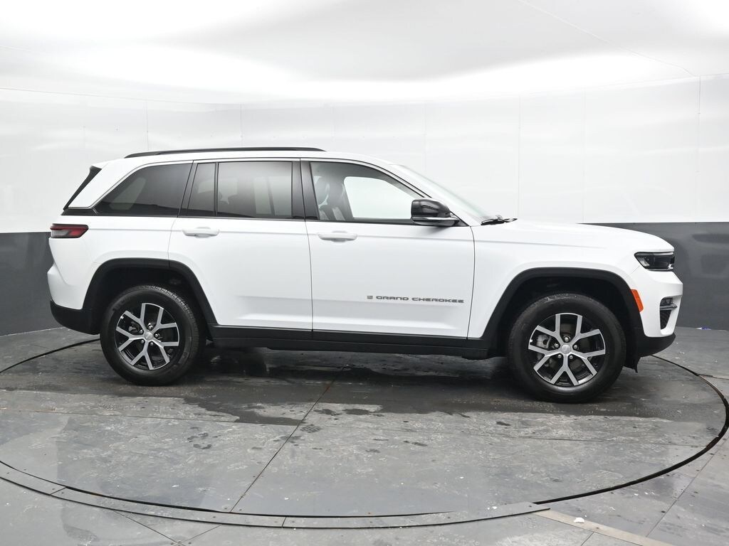 Used 2025 Jeep Grand Cherokee Limited SUV