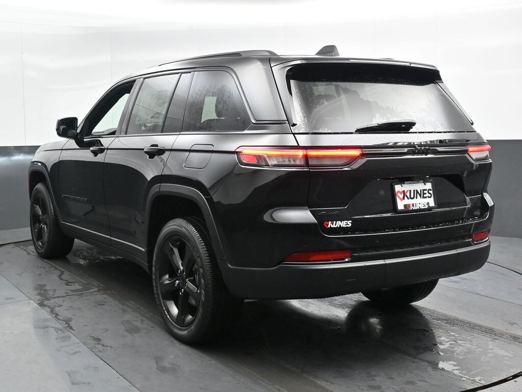 New 2025 Jeep Grand Cherokee Altitude X Sport Utility
