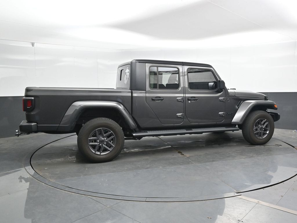Used 2025 Jeep Gladiator Sport S Truck