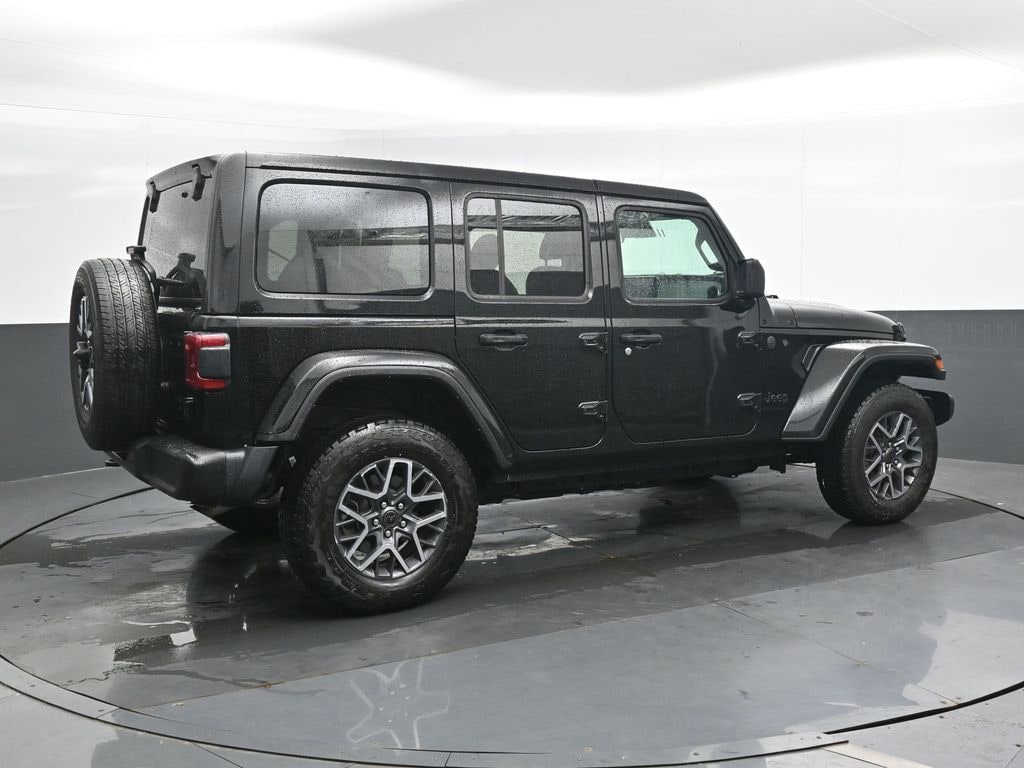 Used 2025 Jeep Wrangler Sahara SUV