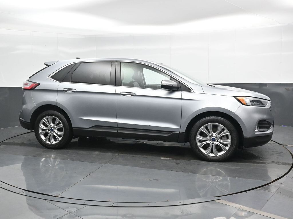 Used 2022 Ford Edge Titanium SUV