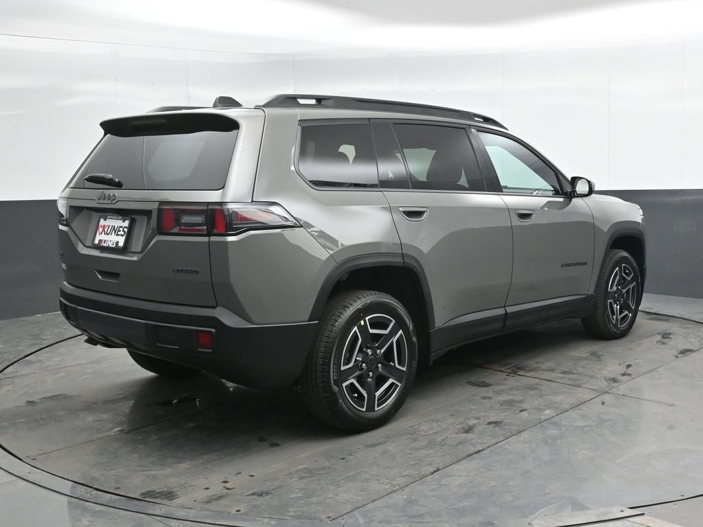 New 2026 Jeep Cherokee Laredo Sport Utility
