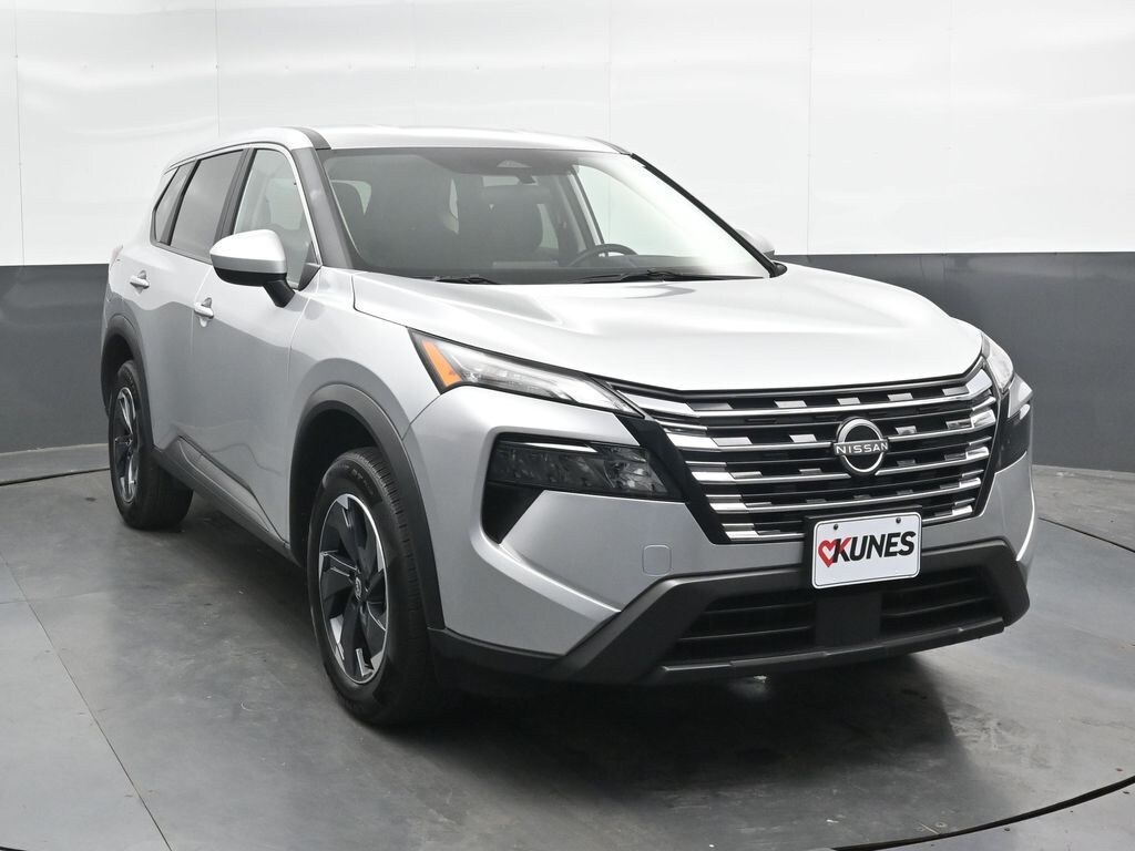 Used 2025 Nissan Rogue SV SUV