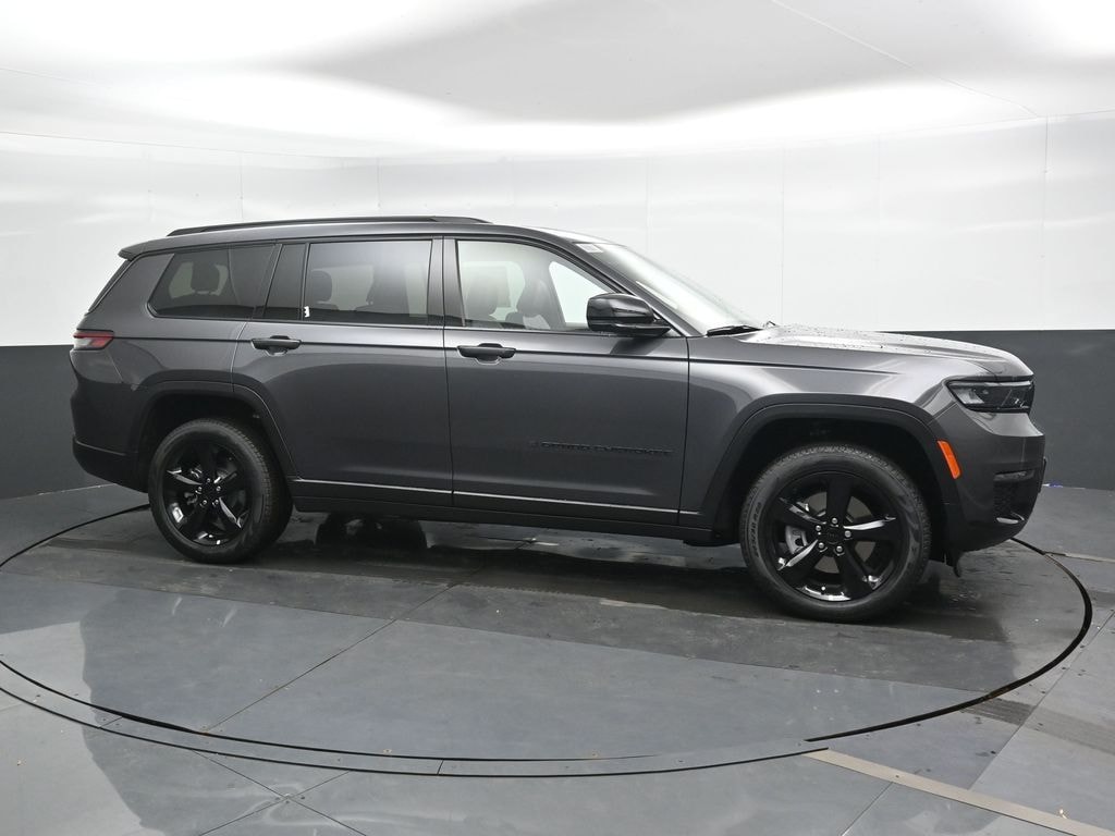 New 2025 Jeep Grand Cherokee Limited Sport Utility