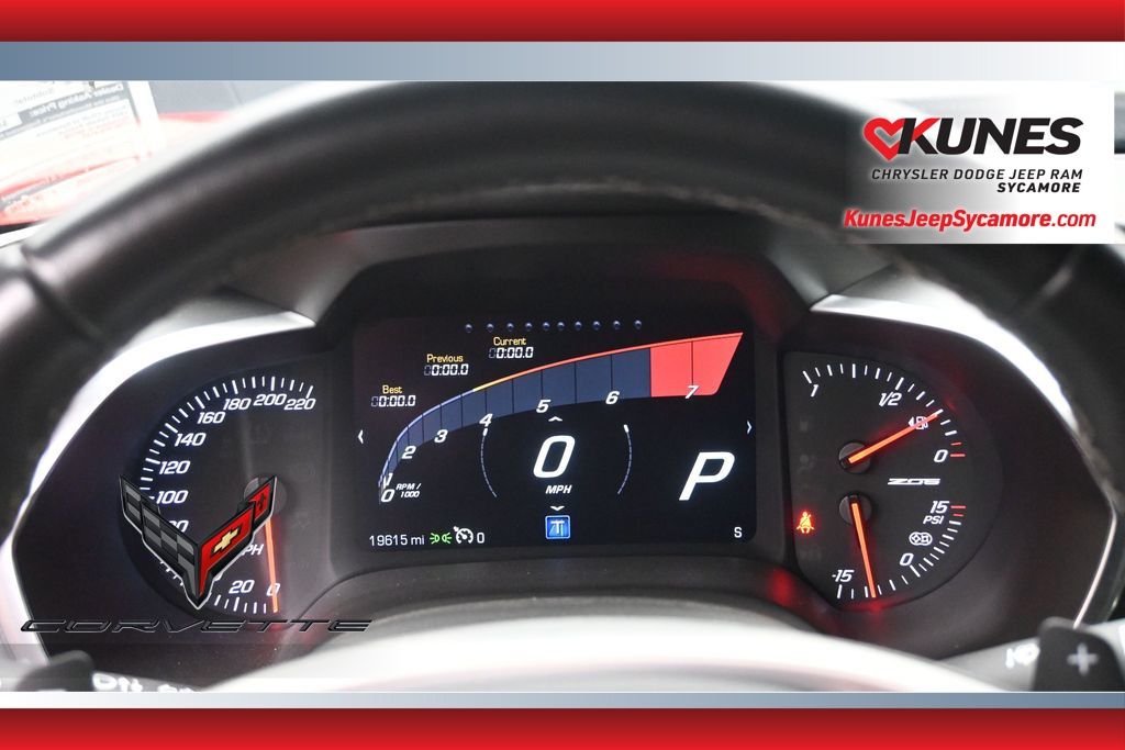 2016 Chevrolet Corvette 3LZ - Photo 9