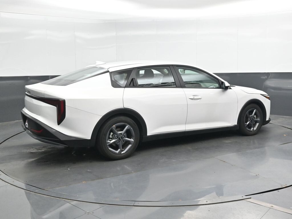 Used 2025 Kia K4 LXS Sedan