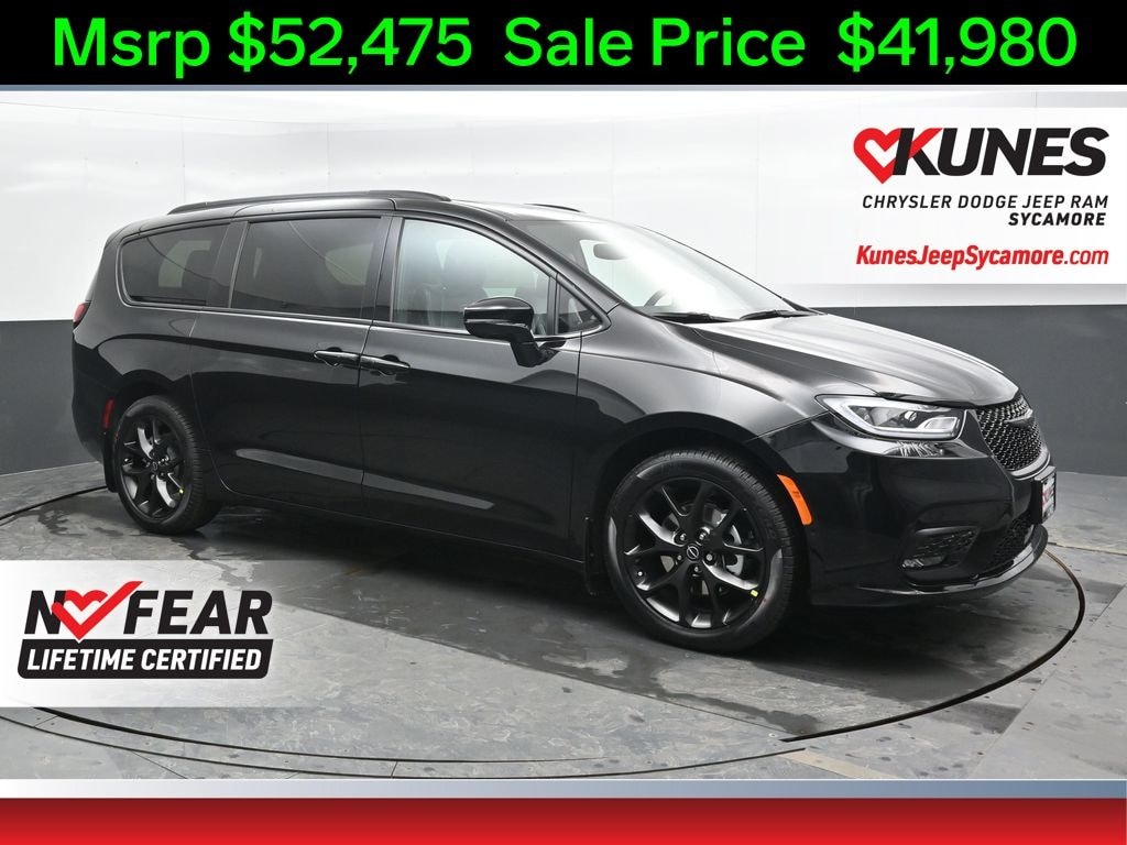 New 2026 Chrysler Pacifica Select Passenger Van