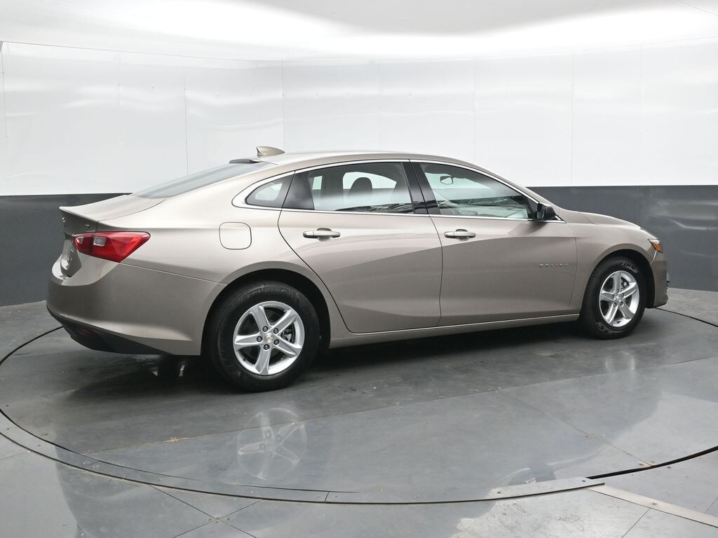 Used 2024 Chevrolet Malibu LT 1LT Sedan