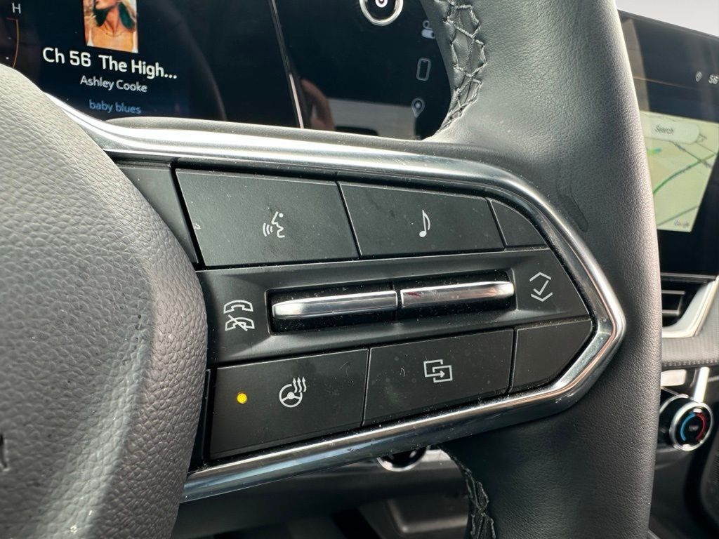 2025 Chevrolet Equinox LT - Photo 32