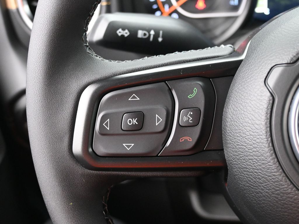 2025 Jeep Gladiator High Tide - Photo 11