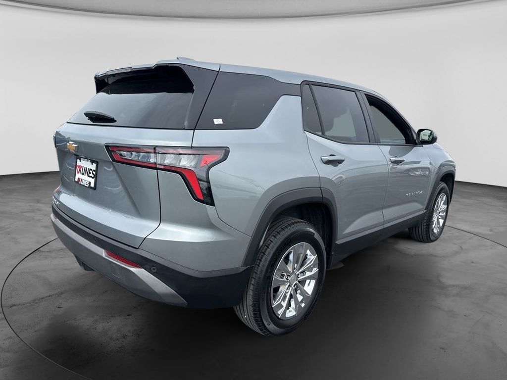 2025 Chevrolet Equinox LT - Photo 12