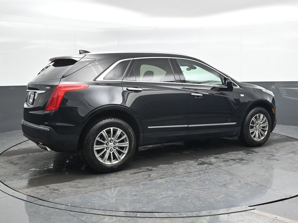 Used 2017 Cadillac XT5 Luxury SUV