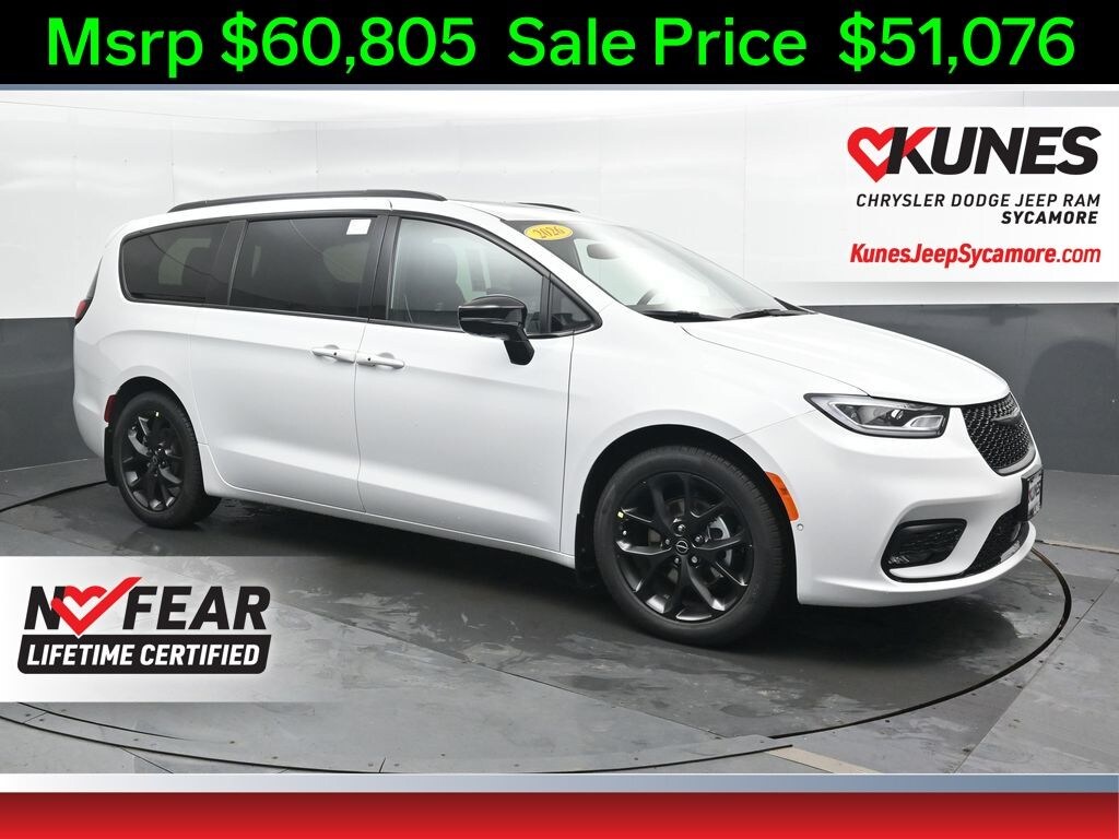New 2026 Chrysler Pacifica Limited Passenger Van