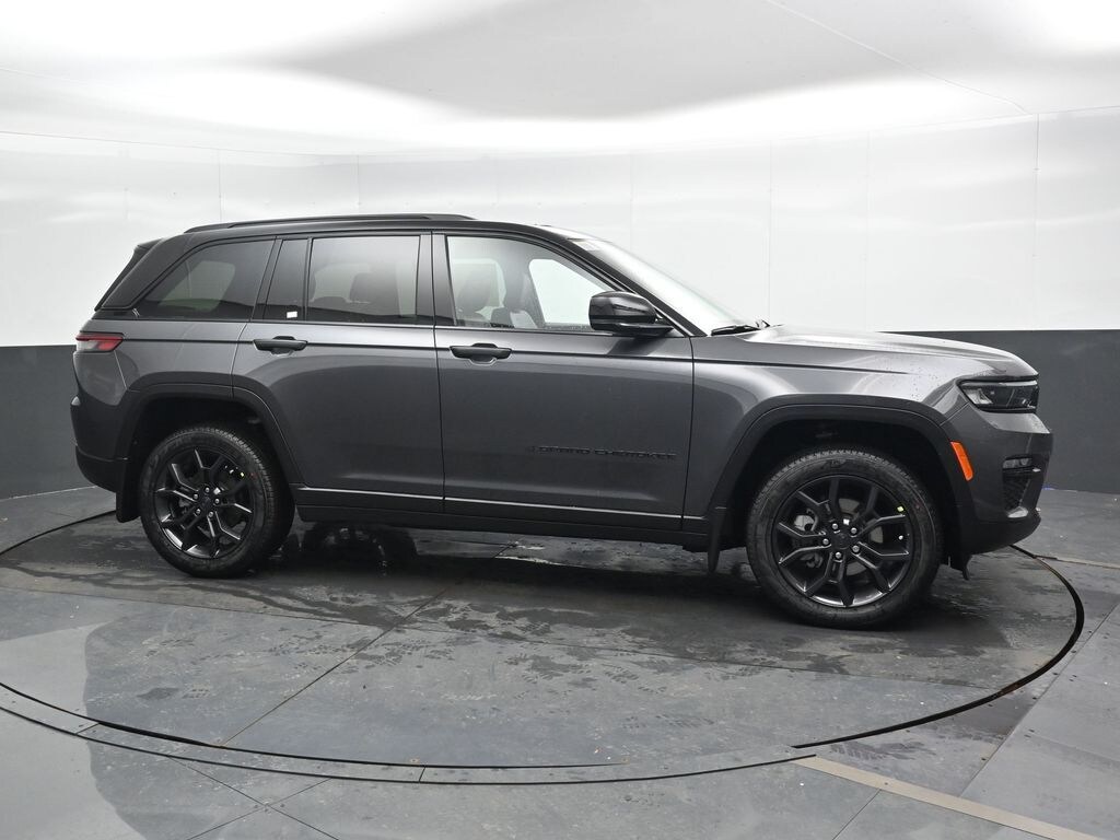 New 2025 Jeep Grand Cherokee Limited Sport Utility