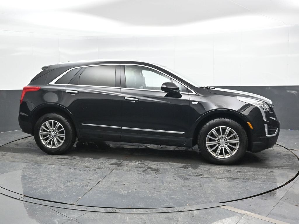Used 2017 Cadillac XT5 Luxury SUV
