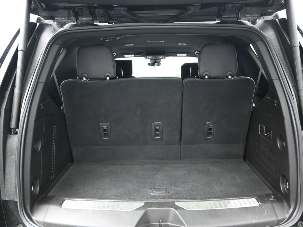 2023 Chevrolet Tahoe Premier - Photo 16