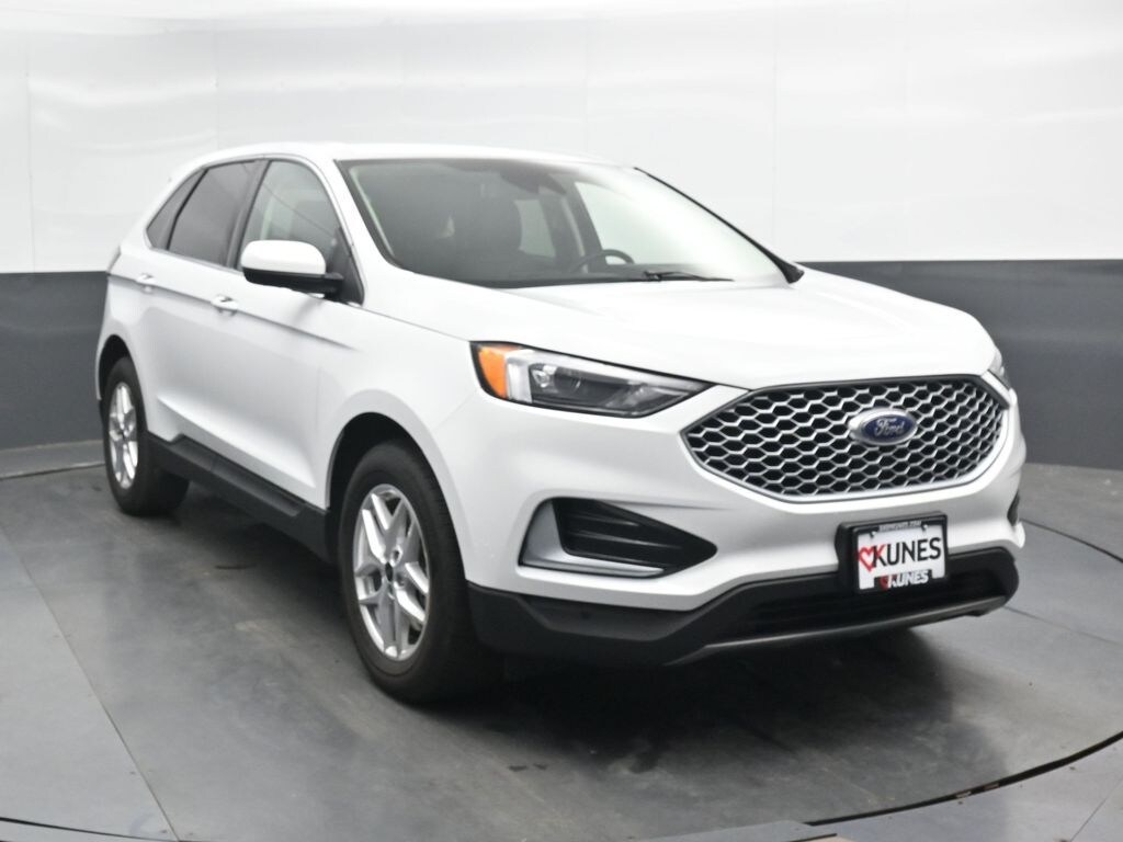 Used 2024 Ford Edge SEL SUV