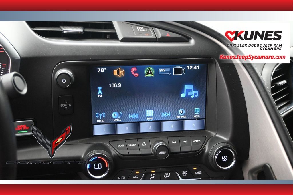 2016 Chevrolet Corvette 3LZ - Photo 11