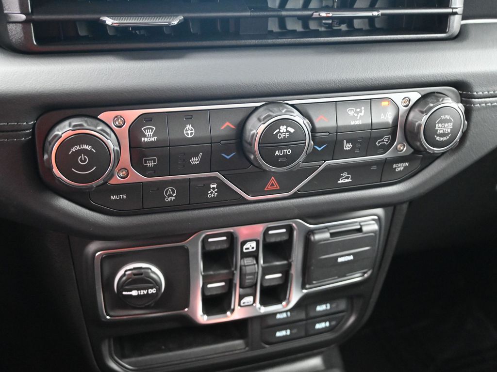 2025 Jeep Gladiator High Tide - Photo 16