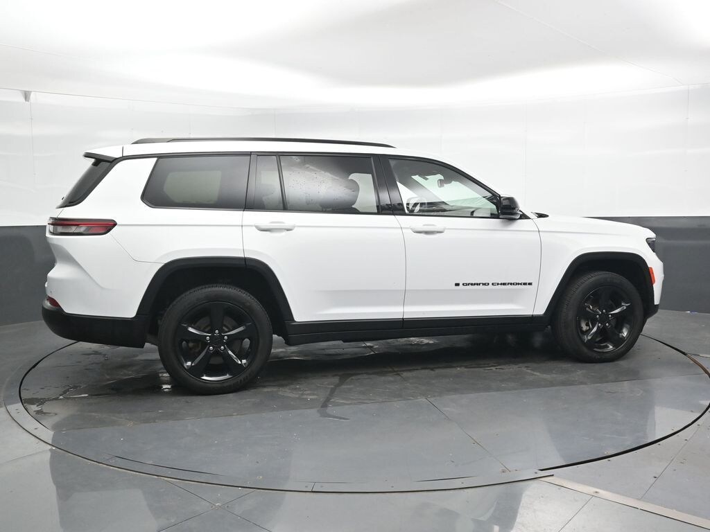 Used 2023 Jeep Grand Cherokee L Altitude SUV