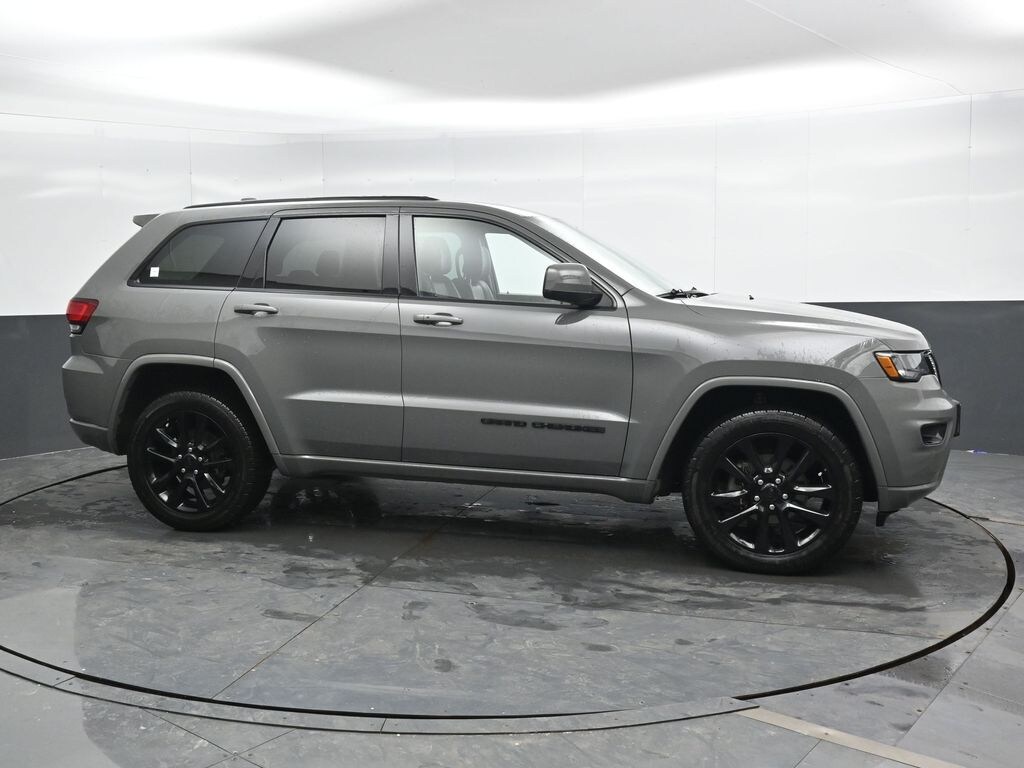 Used 2020 Jeep Grand Cherokee Altitude SUV