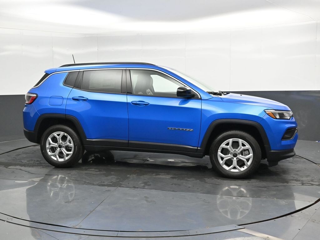 New 2025 Jeep Compass Latitude Sport Utility