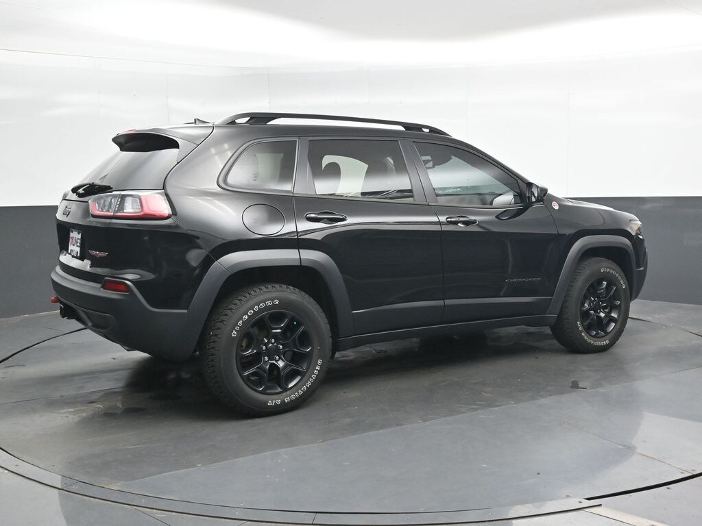 Used 2022 Jeep Cherokee Trailhawk SUV