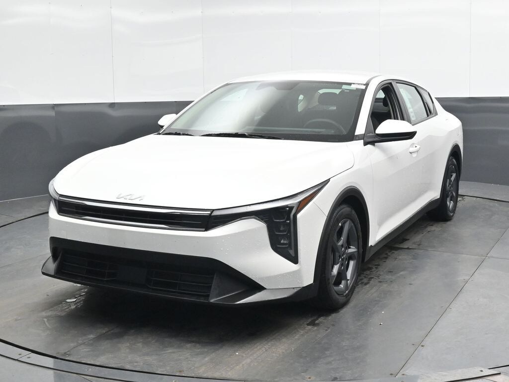 Used 2025 Kia K4 LXS Sedan