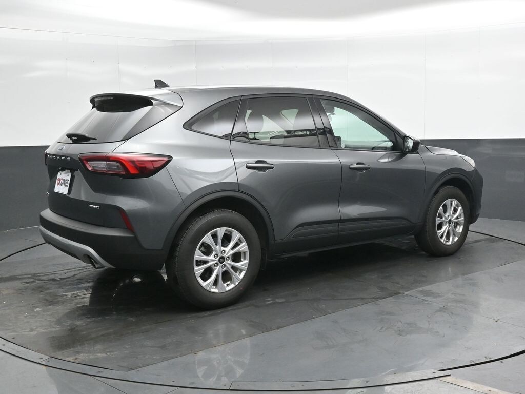 Used 2025 Ford Escape Active SUV