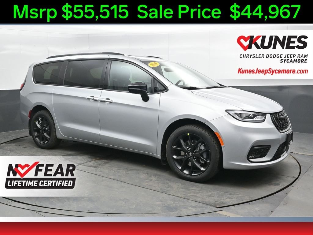 New 2026 Chrysler Pacifica Select Passenger Van