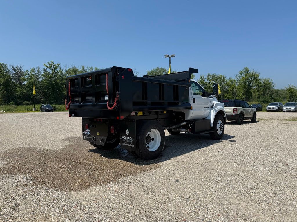 2026 Ford F-650 Base photo 2