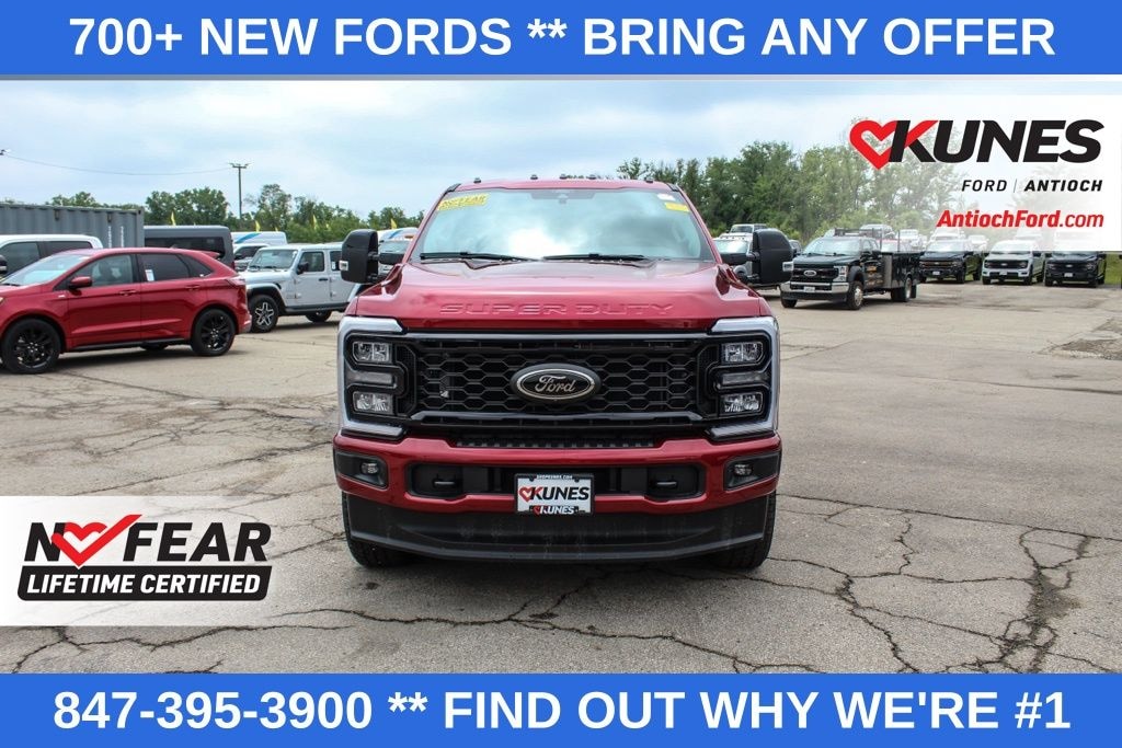 New 2025 Ford F-250 Lariat Truck Crew Cab