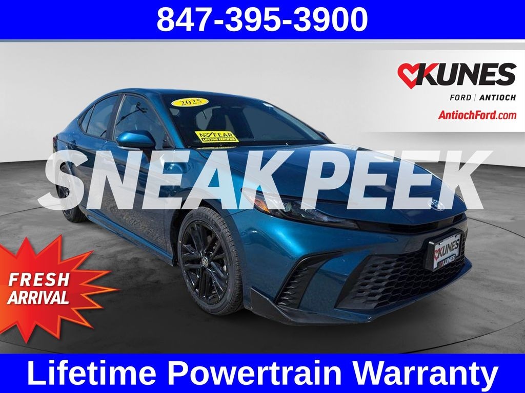 Used 2025 Toyota Camry SE Sedan