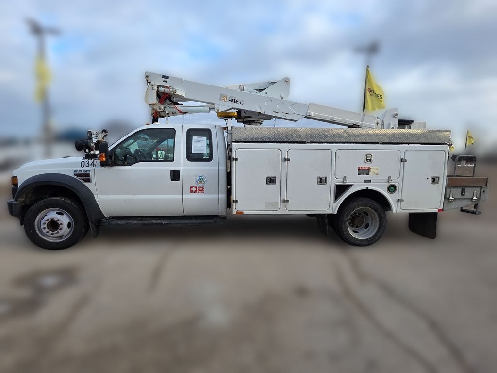 Used 2009 Ford F-550 Chassis Truck Super Cab