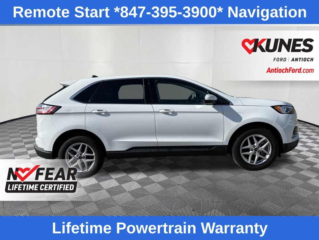 2024 Ford Edge SEL photo 2