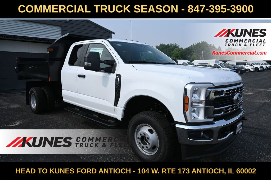  Ford F-350 Chassis