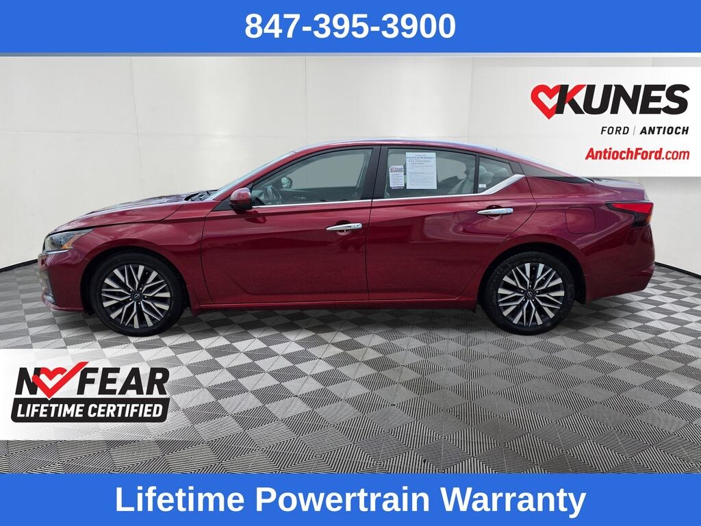 Used 2024 Nissan Altima 2.5 SV Sedan