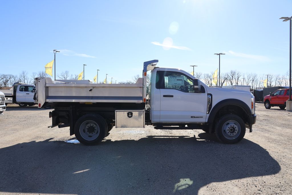 2024 Ford F-550 XL photo 2