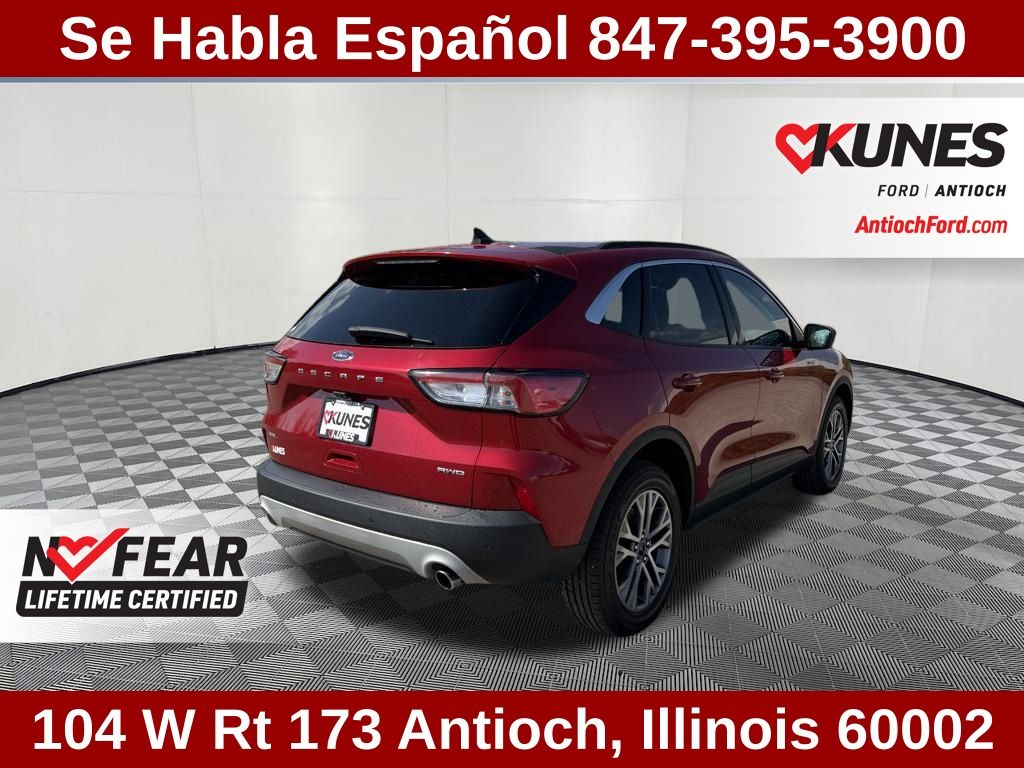 2022 Ford Escape SEL photo 3