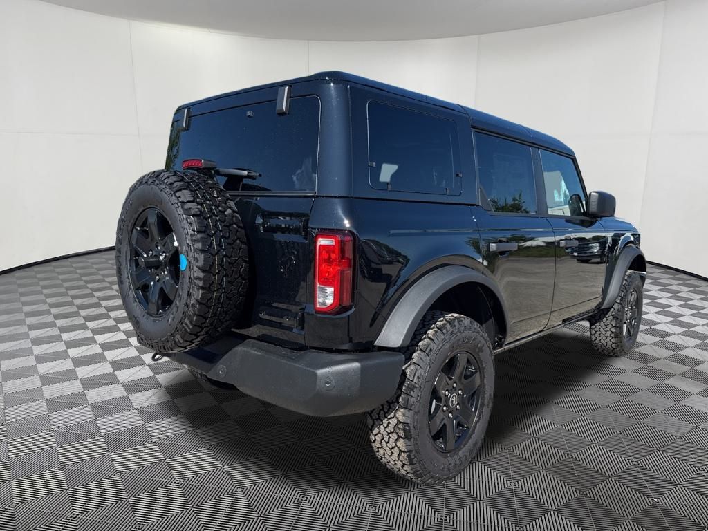 2025 Ford Bronco Big Bend photo 2