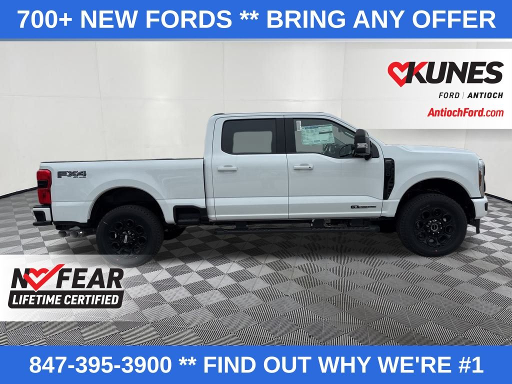 2025 Ford F-250 Lariat photo 2