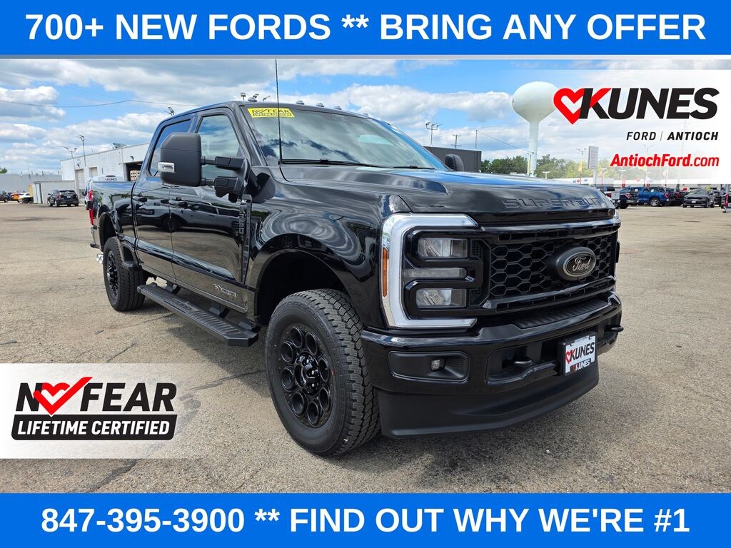 New 2026 Ford F-350 XLT Truck Crew Cab