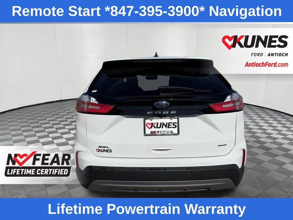 2024 Ford Edge SEL photo 4