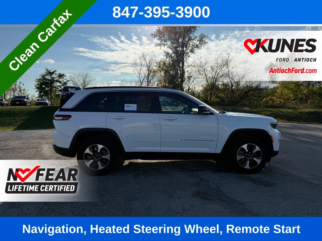 2024 Jeep Cherokee Limited 4xe photo 2