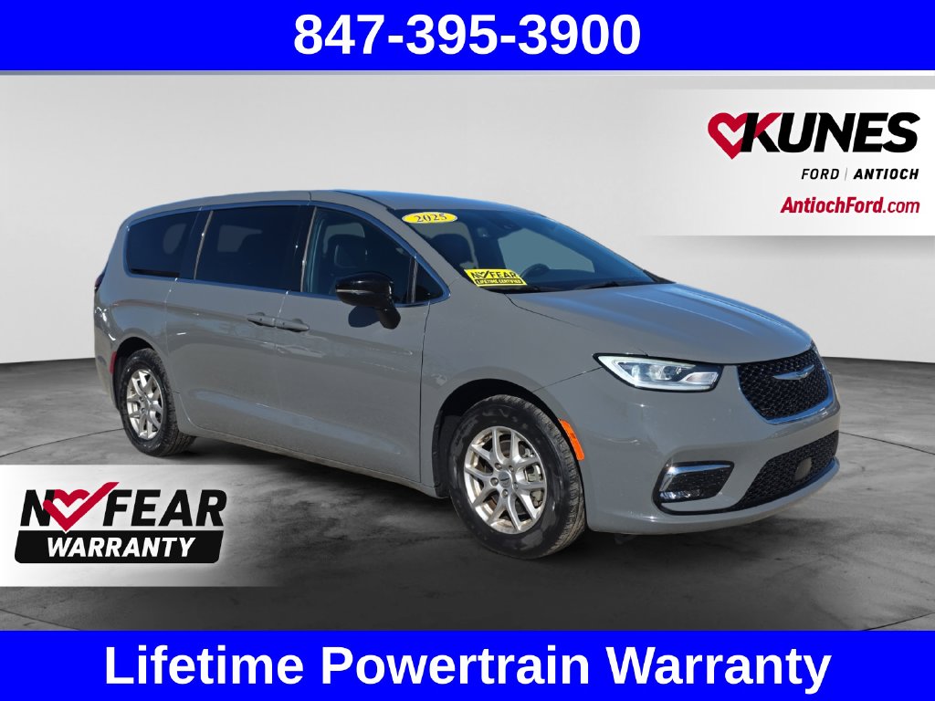  Chrysler Pacifica