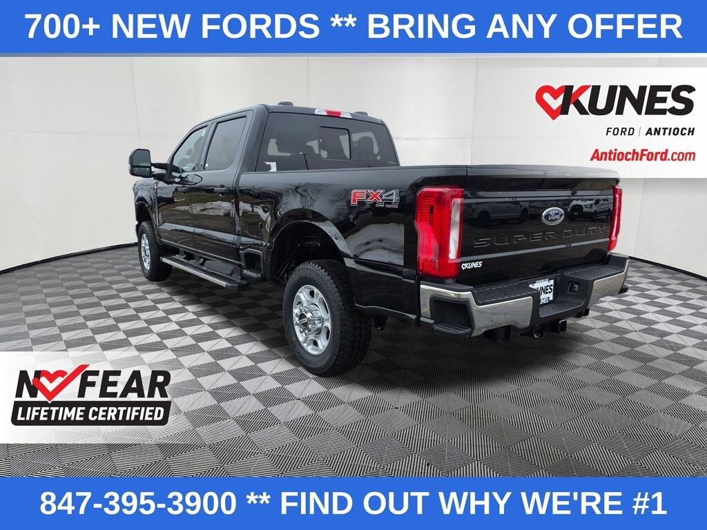New 2026 Ford F-350 XLT Truck Crew Cab